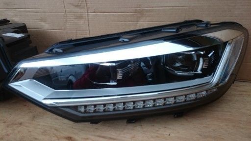 VW TOURAN 5TB FAR FULL LED stanga dreapta faruri xenon led 15-18 drose