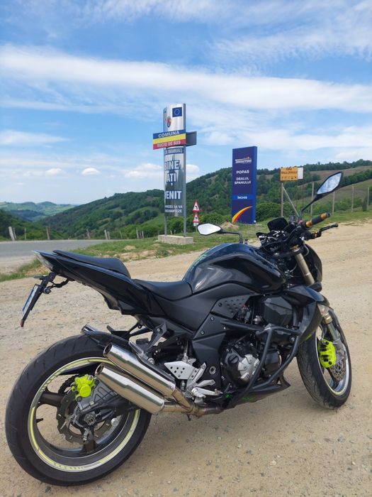 Vând Kawasaki Z1000ABS