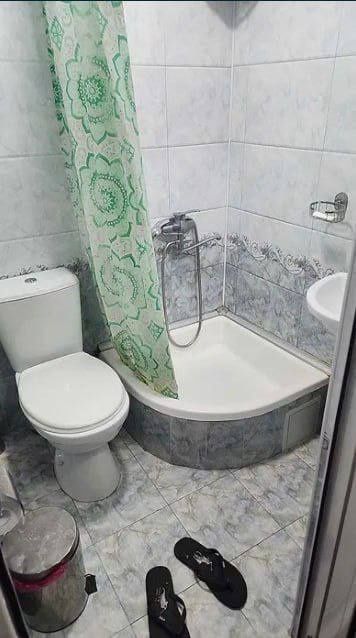 Квартира на Шота Руставели 1/3/5 общ пл 30м ,балкон 1,5*3