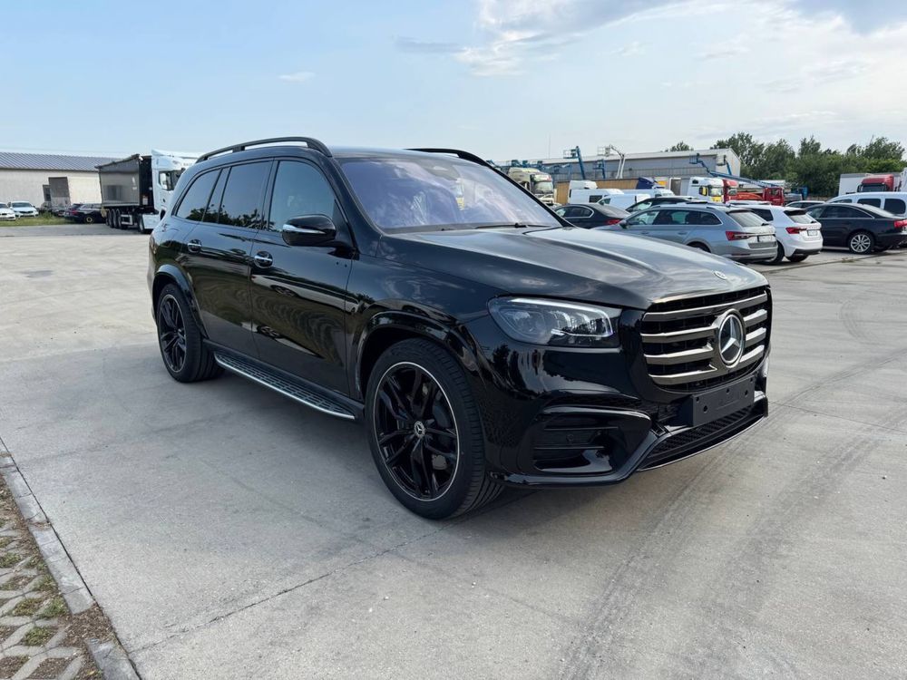 Mercedes-Benz GLS 580 год 2025