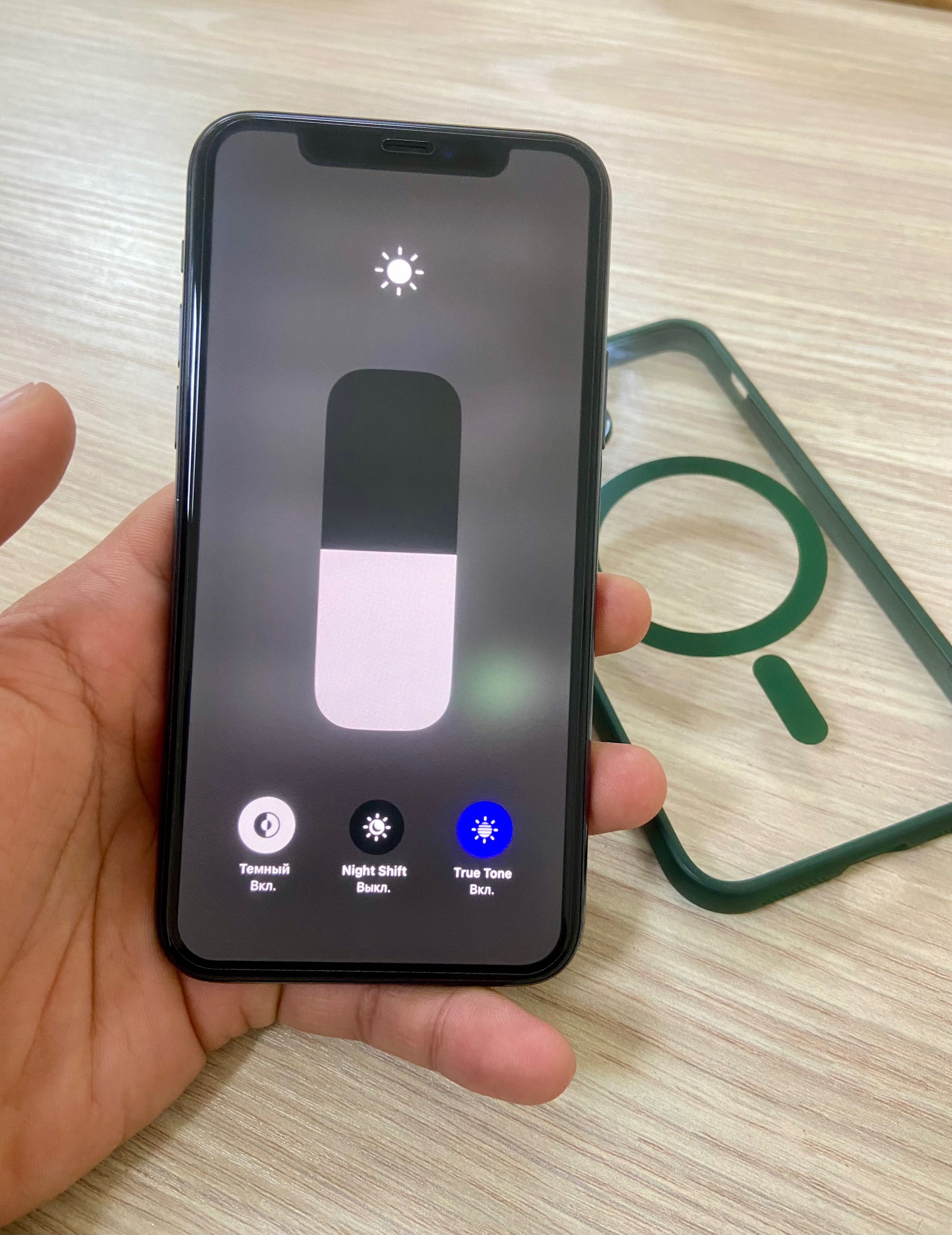 iPhone 11 pro Ll/A ideal