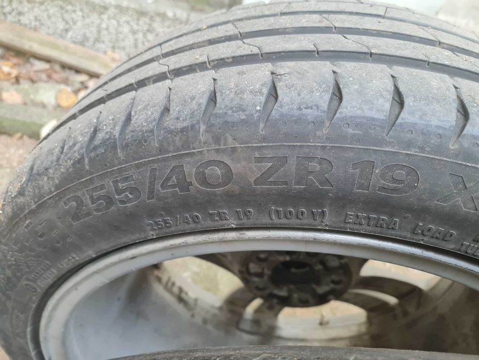 Continental Sport Contact 7 255/40 ZR 19