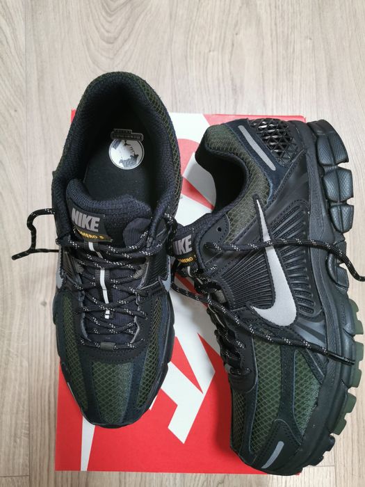 Vand încălțăminte zoom nike vomero 5