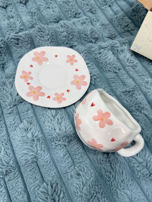 Чашка с тарелкой в упаковке