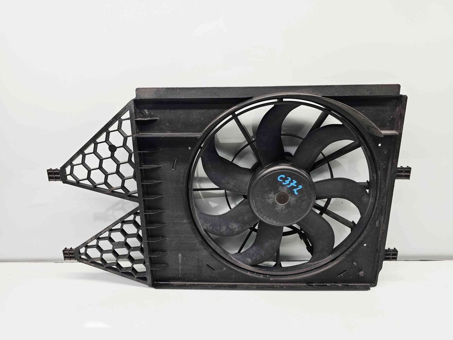 Electroventilator  Volkswagen Polo (6R) [Fabr 2009-2016] 6R0121207 1.6