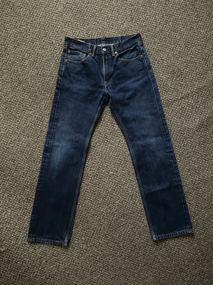 Vand blugi levis albastrii