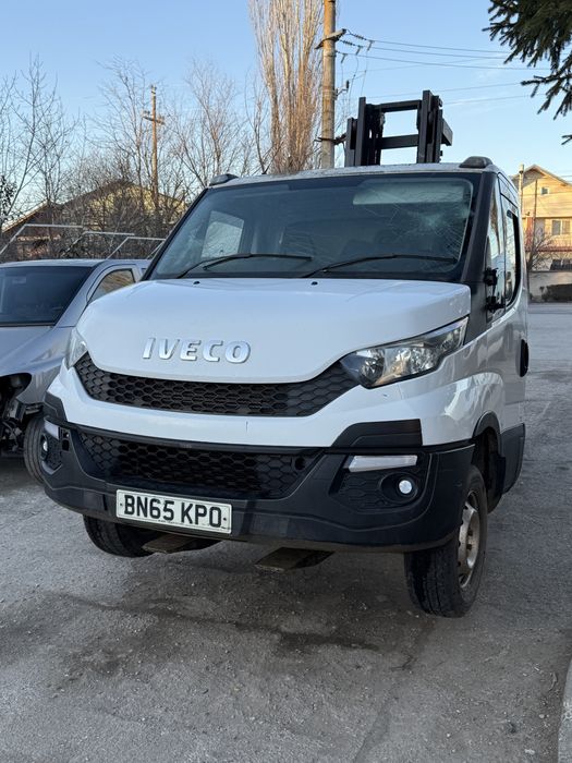Dezmembrez iveco daily 2.3 euro 5 cabina