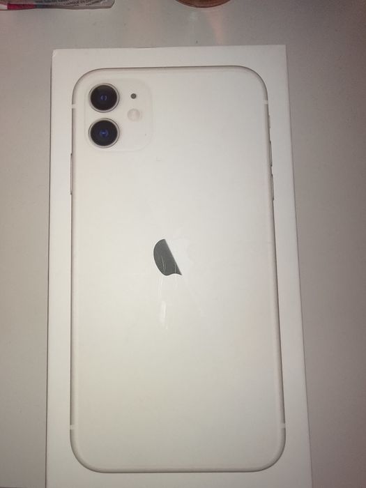 iPhone 11 64 GB White
