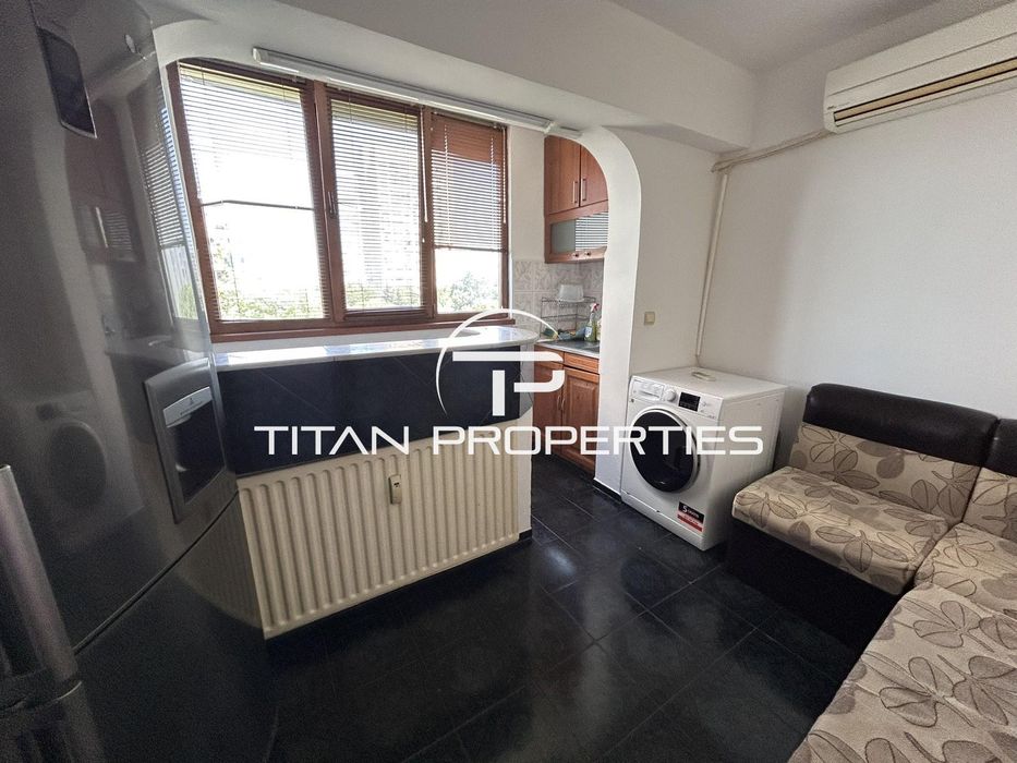 Дава се под наем Двустаен апартамент в Бургас, Славейков - 62 кв.м за 408 € - Снимка #3