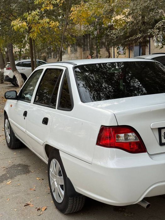 Нексия 2 сотилади