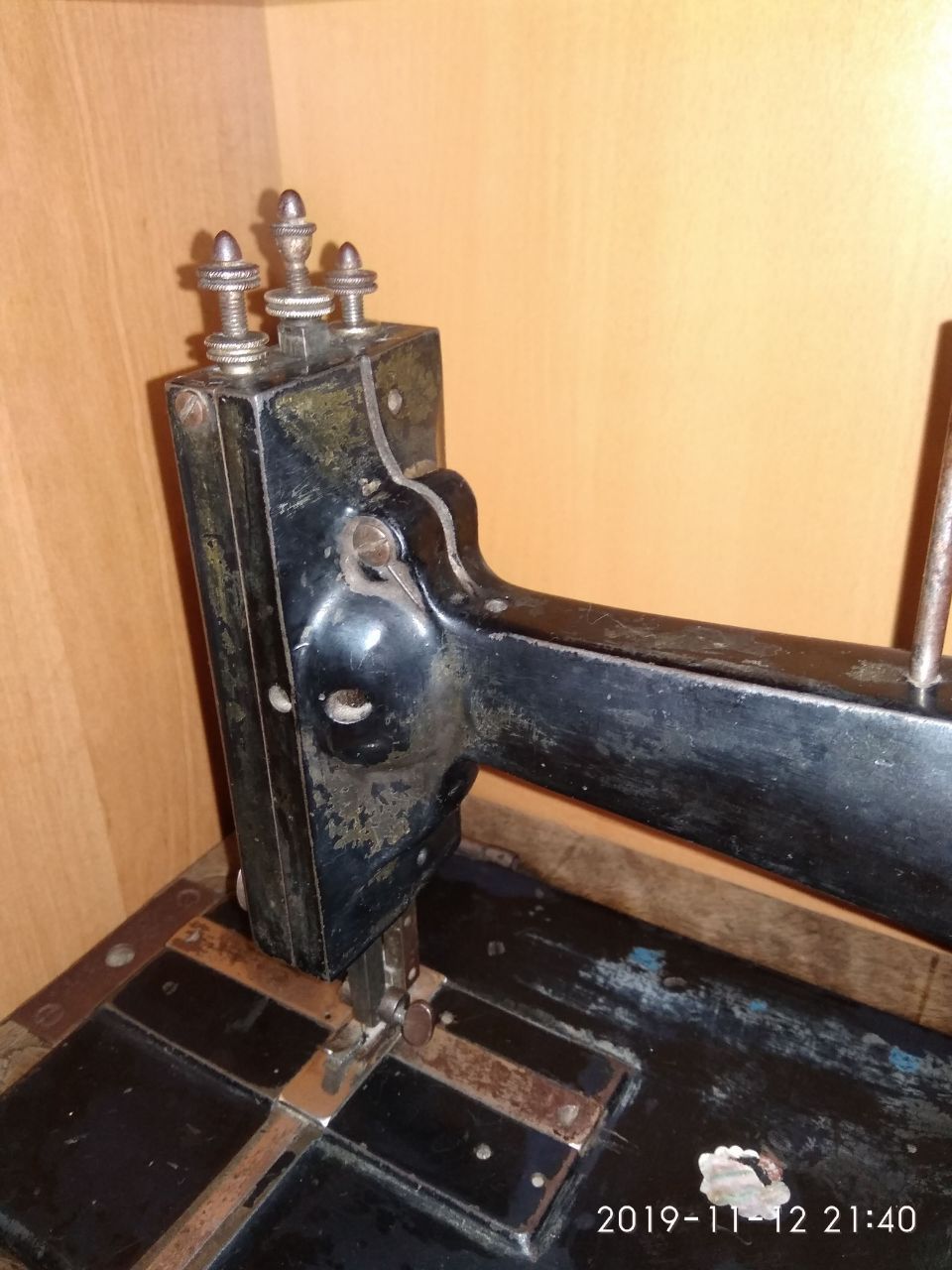 Антикварная швейная машинка "Клеманс Мюллер Дрезден" или "Gritzner " т