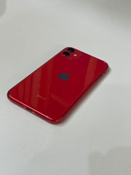 Vând iPhone 11 de 128gb‼️