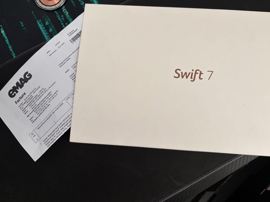 Vand Laptop Acer superslim si superusor, ca nou