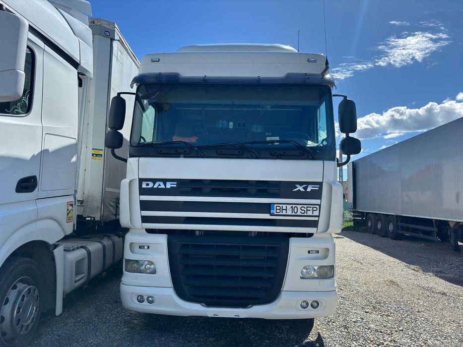 Cap tractor DAF XF105 460 Euro 5 EEV
