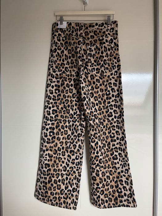 Blugi animal print Mango, cu eticheta