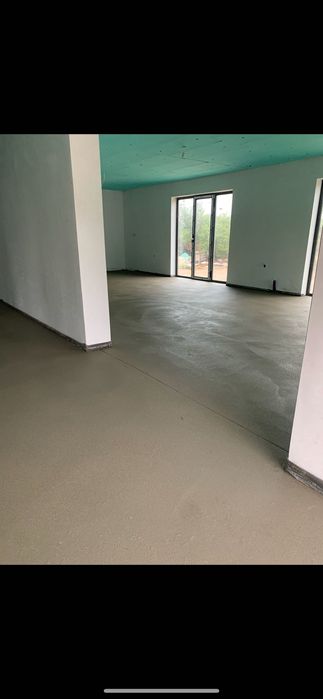 Машинна подова замазка