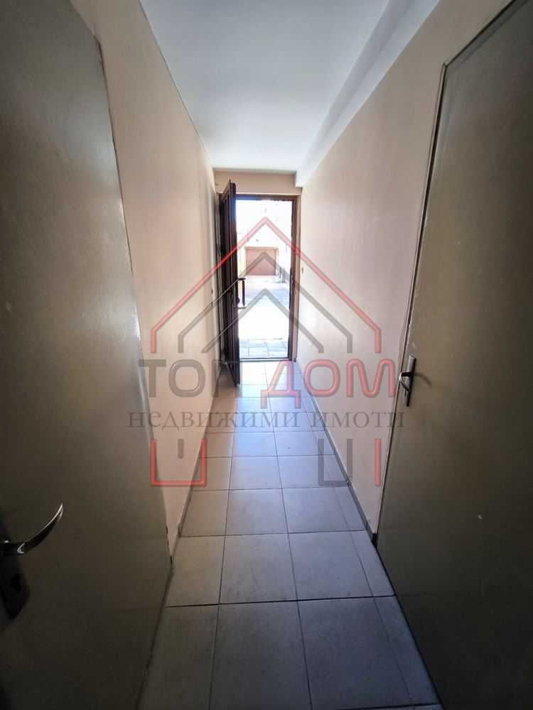 Продава се Тристаен апартамент в Варна, Колхозен пазар - 100 кв.м за 1650 €/кв.м - Снимка #15