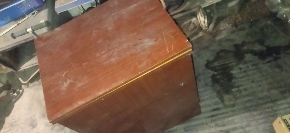 Швейная машинка ножная