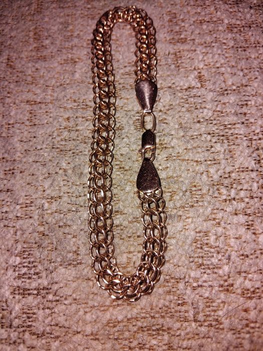 Продам красивый браслет