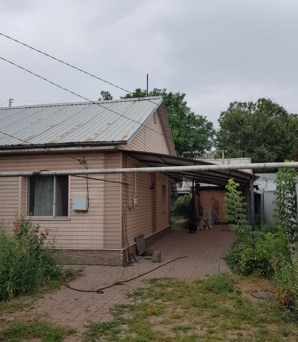 В аренду дом на первой Алмате рядом с вокзалом