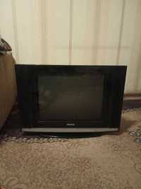 Продаю цветной телевизор б/у ROISON Вместе с приставкой DVB-T2.