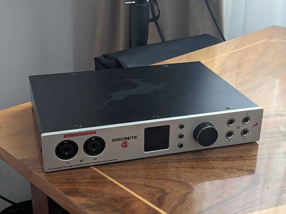 Interfata / placa USB + Thunderbolt Antelope Audio Discrete 4 Premium