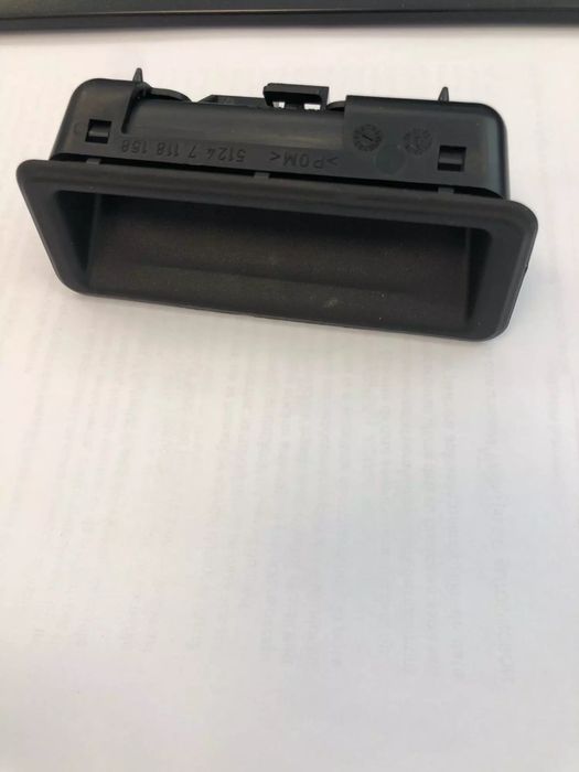 Дръжка Бутон за багажник  BMW бмвE60/61 E90/Е90/92/91 E70/71 E84 X5 X6