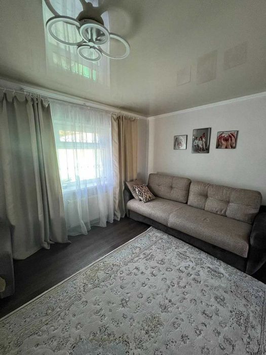 Продается часть дома в центре города !