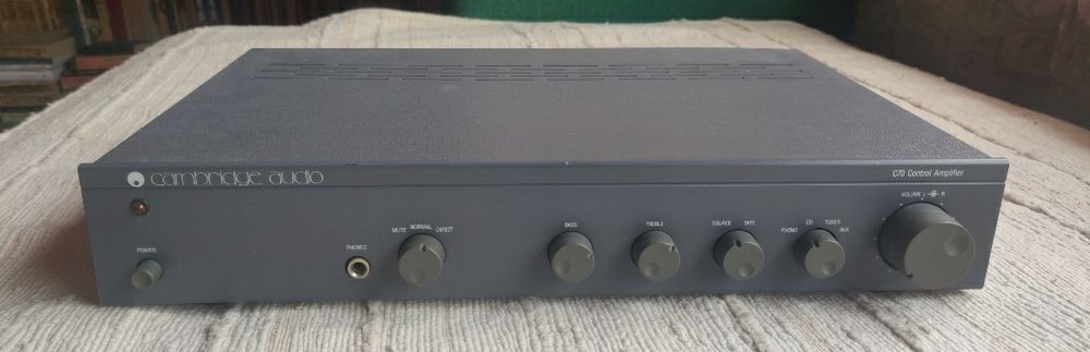Amplificator putere/preamp Sharp-Cambridge Audio-Fisher-Nad-Lămpi