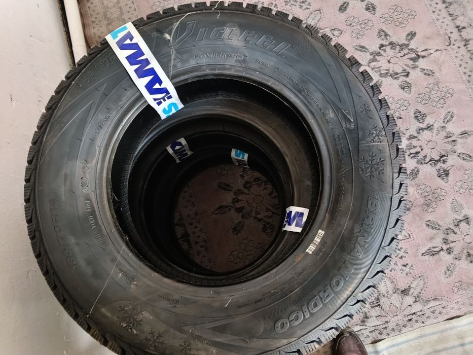 Зимные шины 185/70/14