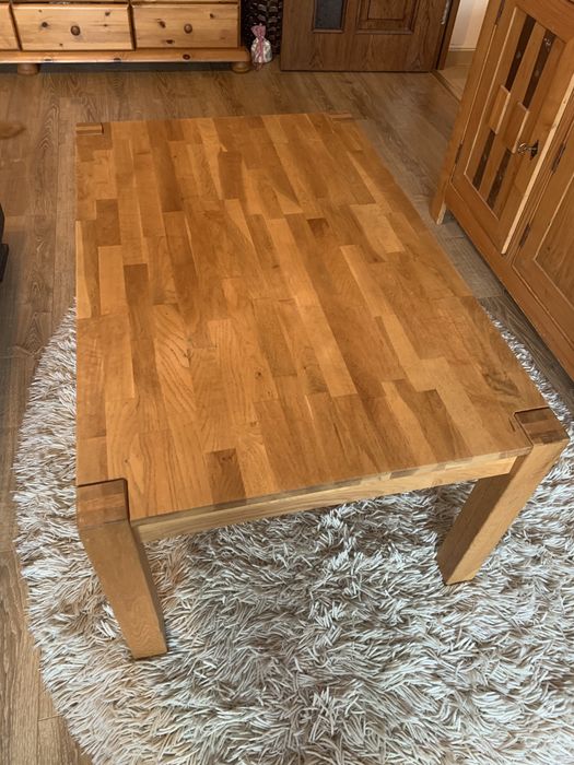 Masuta de lemn pentru sufragerie