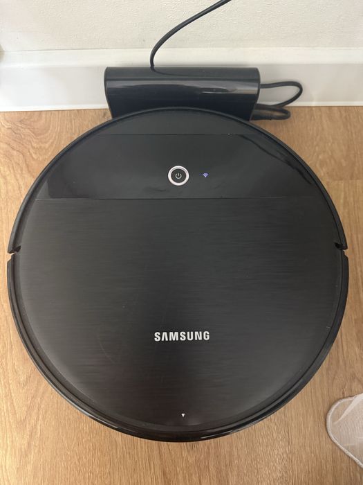 Робот пылесос Samsung сухая и влажная уборка