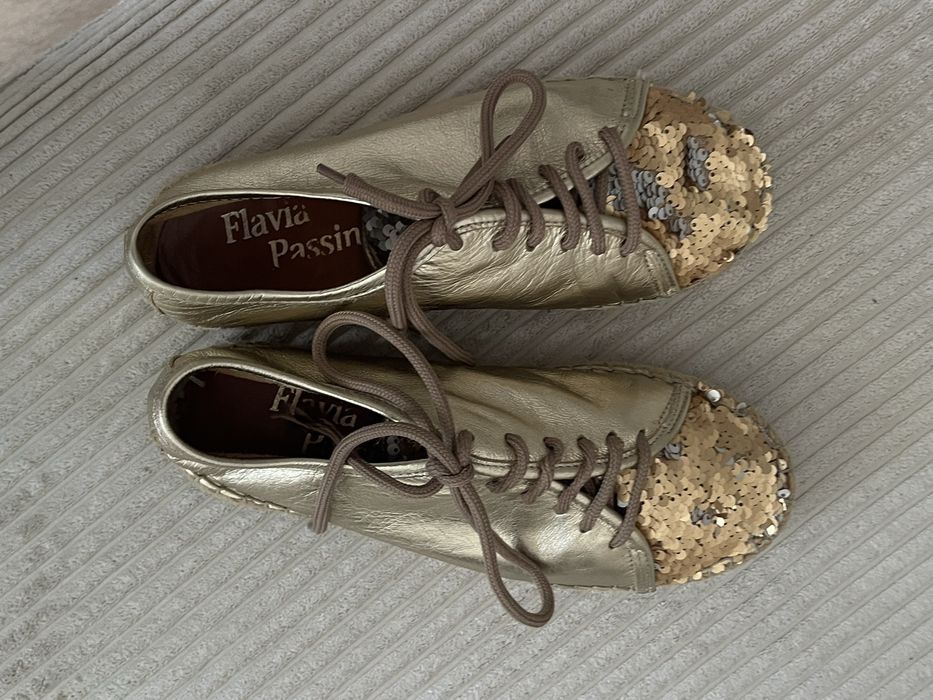 Tenisi din piele Flavia Passini
