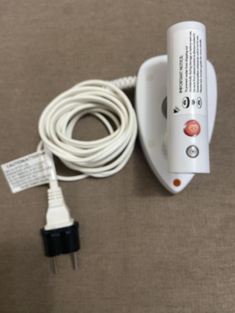 Fier calcat voiaj Sharper Image SI-755 fier calcat de voiaj ca nou