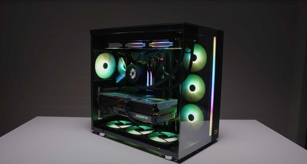 Геймърски компютър – AMD Ryzen 7 7800X3D / RTX 5070 Ti