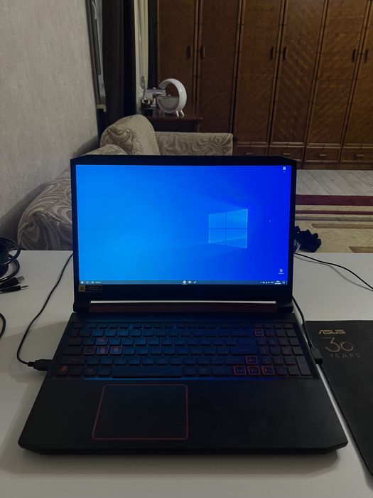 Продам игровой ноутбук