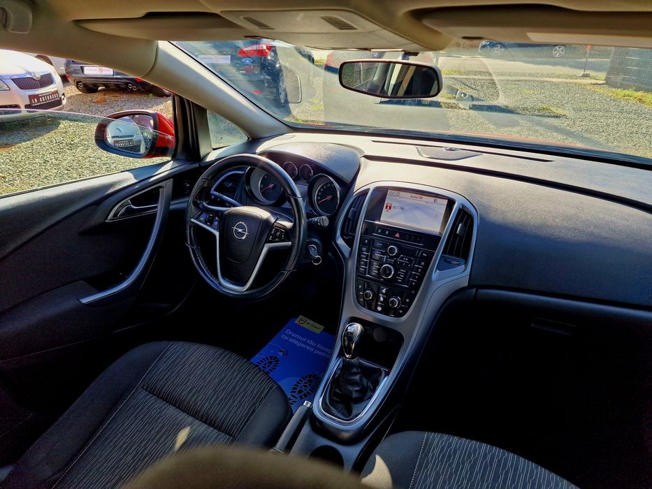 Opel Astra J 1.3 Cdti Parc Auto Rate sau Cash