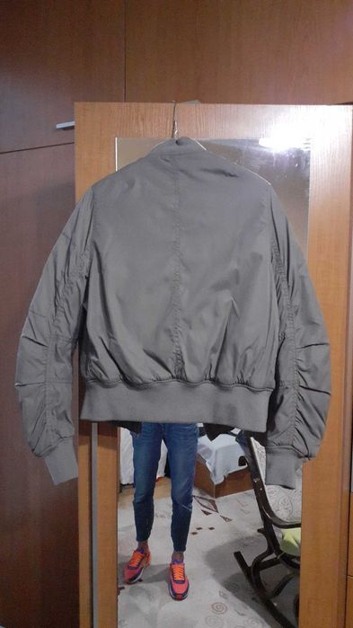 Дамско преходно яке (бомбър) RUT&CIRCLE