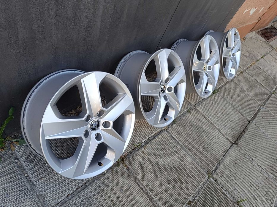 ОРИГИНАЛНИ джанти 17 ' 5x112 SKODA OCTAVIA / Шкода Октавия 57,1 ЕТ51
