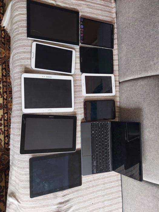 Lot telefoane de piese sau reparat