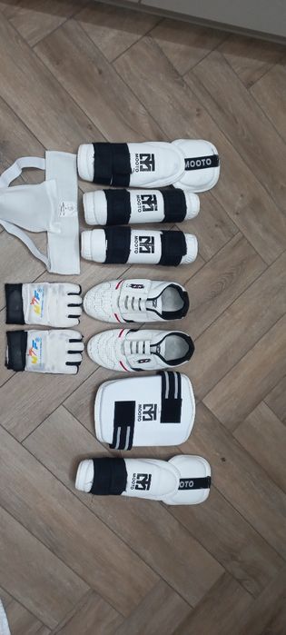 Продаю щиткы,соги