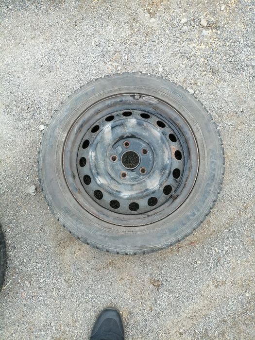 продам шины с дисками б/у всесезонка