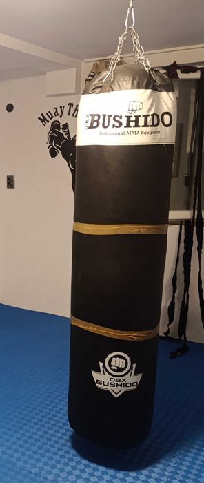 Боксова круша, празна или пълна - DBX Bushido 160x40 cm / 65-70кг