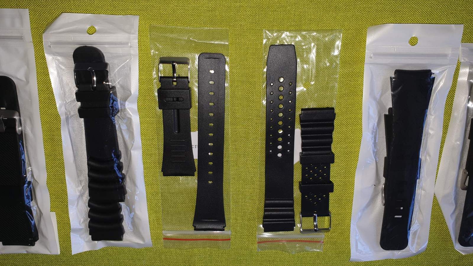SAMSUNG Watch 42/46мм силиконови кайшки за смарт часовници черни-25лв