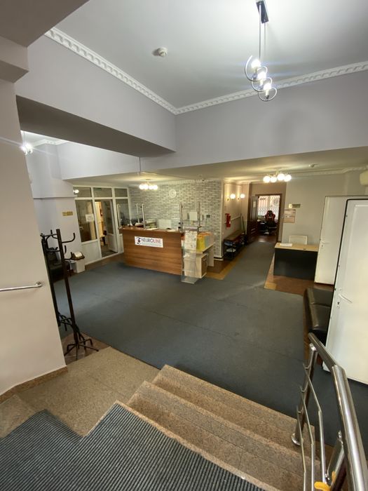 Аренда или работа в штате .