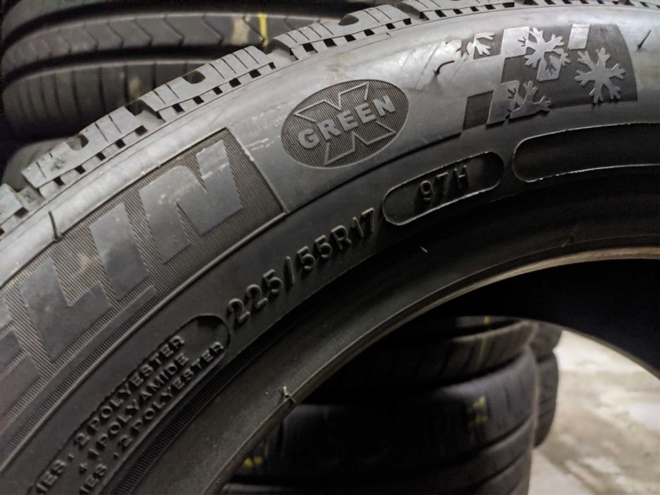 2бр Зимни гуми 225 55 17 - Michelin Runflat -
