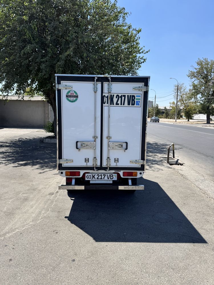 Labo labo sotiladi