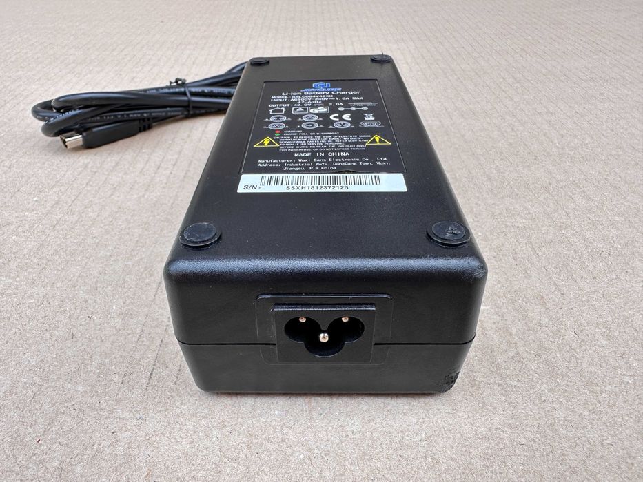 Incarcator bicicleta electrica Joycube Phylion SSLC084V42XH 36V 42V