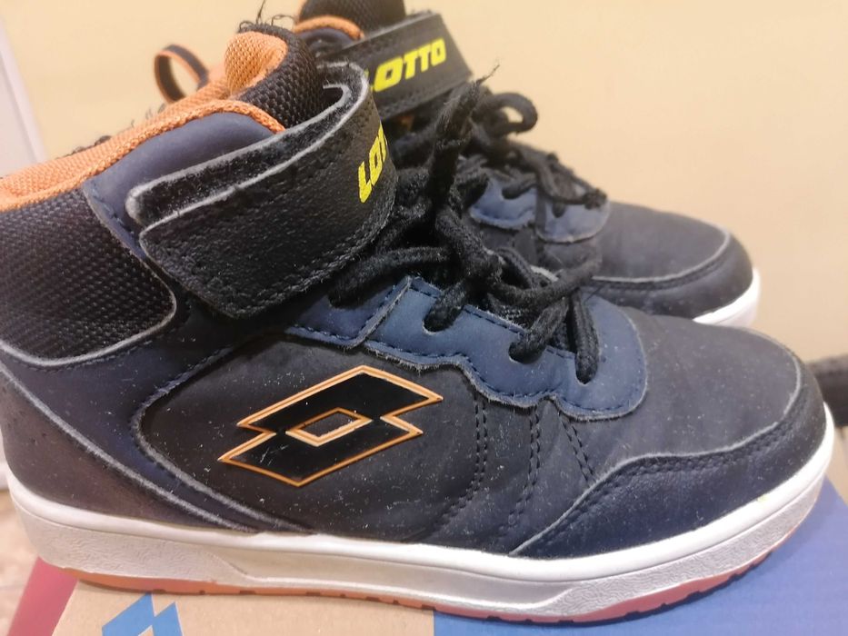 Детски зимни боти Детски кецове за момче, 10 лв