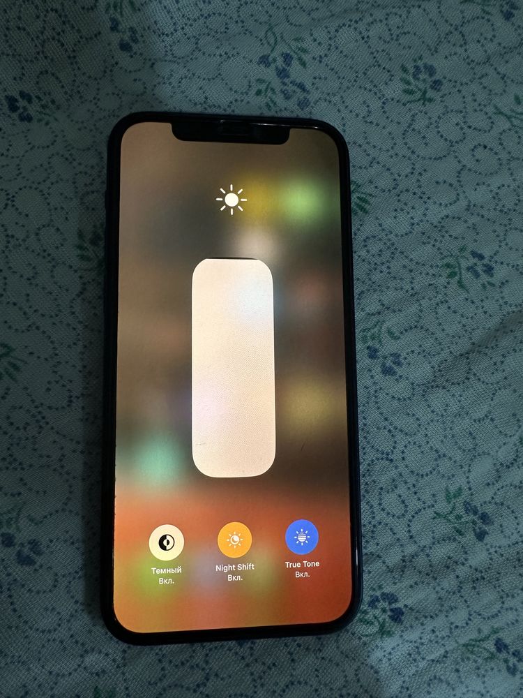 Iphone 12 в отличном состояние